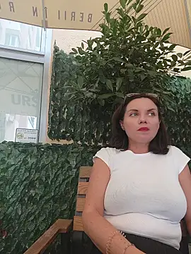 Diamond_Monna Chat XXX live