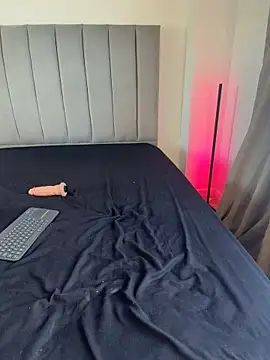 Živý XXX chat leonienoire