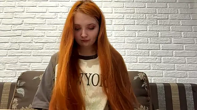 AinyJuly Chat XXX in diretta