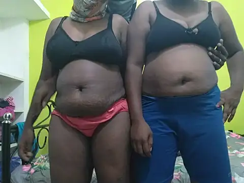 tamil_sumathi লাইভ XXX চ্যাট