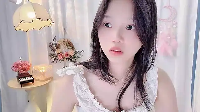 XXX chat uživo modela Yanys521