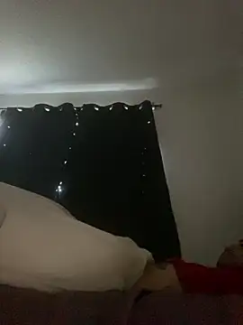 XXX chat uživo modela GusanoDelicioso