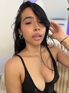 _Emily_Thompson_ – Naživo XXX chat