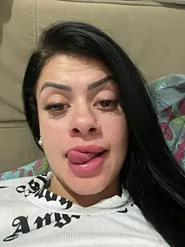 Show de belababyy na webcam