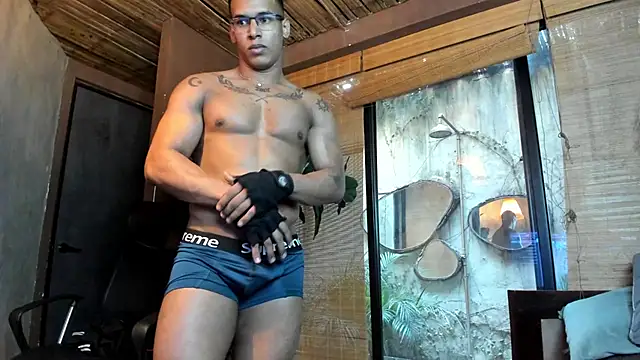 NicolasStonee 라이브 XXX 채팅
