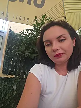 Chat XXX en directo de Diamond_Monna