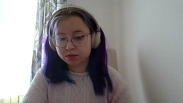 MaddieTeen Webcam-Show