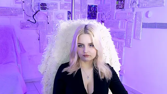 AliceSilvia_'s Live XXX Chat