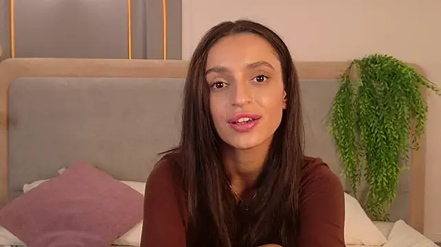 AdoraCortes Adlı Modelin Canlı XXX Sohbeti