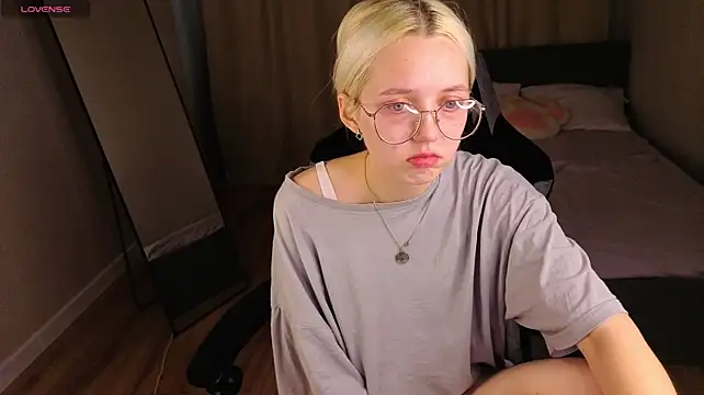 mollyy_snow Live XXX-chat