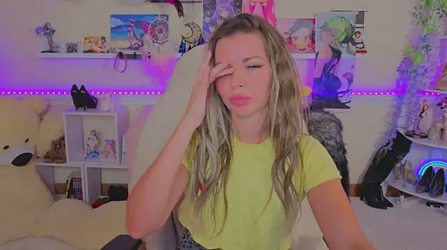 Real_Tini – Naživo XXX chat