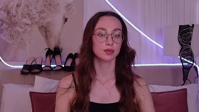 Czat XXX na żywo – Emily_Simon