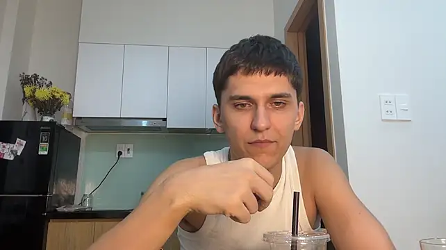 Adrian_Coles Chat XXX in diretta
