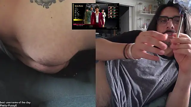 Chuck-FR Live XXX-Chat