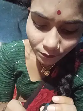 צ'אט XXX בשידור חי של Pooja_hut