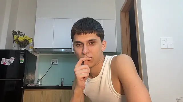 Онлайн чат XXX Adrian_Coles