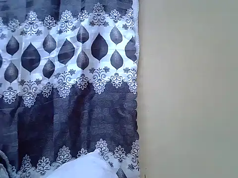 Chat +18 de ToxicDoll01 ao vivo