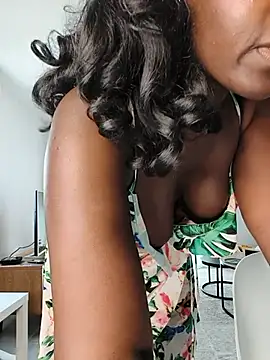 LizaShowX 即時 XXX 聊天