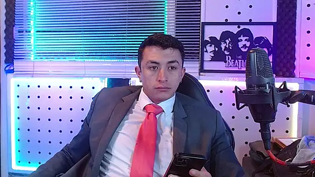 XXX chat uživo modela Godofcumxxx