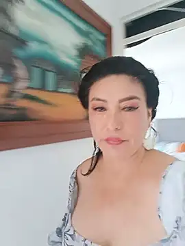 צ'אט XXX בשידור חי של katysquirtdirty