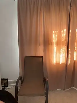 Lucy_doll22 Adlı Modelin Canlı XXX Sohbeti