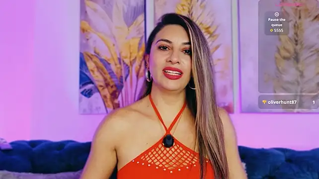 may_wood Adlı Modelin Canlı XXX Sohbeti