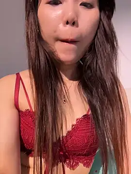 xiaoyizi20261 网络视讯表演