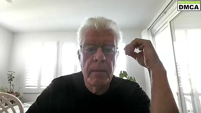 NeoOnSC XXX чат на живо