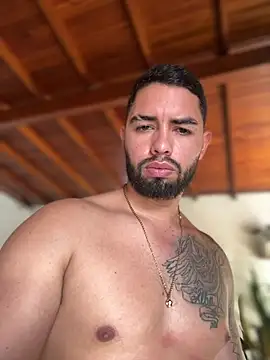 matteosantos XXX чат на живо