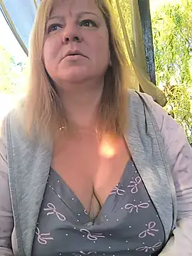 jusichka Chat XXX in diretta