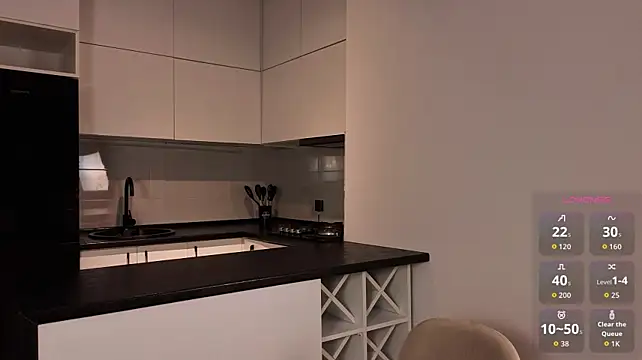 AnikaVelour XXX чат на живо