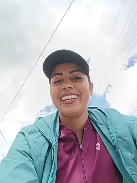 _andrea30 XXX ча т на живо