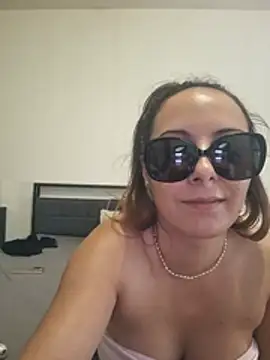 sexylolo96 Adlı Modelin Canlı XXX Sohbeti