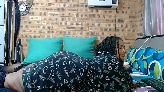 AFRICANBOOTYLICIOUS Live XXX-Chat