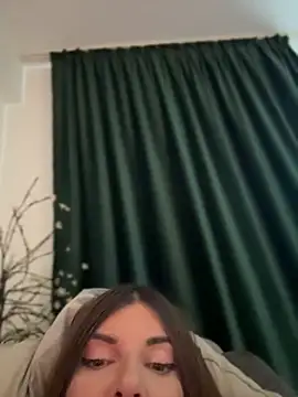 צ'אט XXX בשידור חי של JessycaFlame