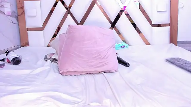 KonnySumer's Live XXX Chat