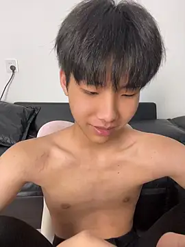 guoguo18 – Naživo XXX chat