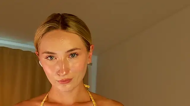 bella__rose: онлайн-секс-чат