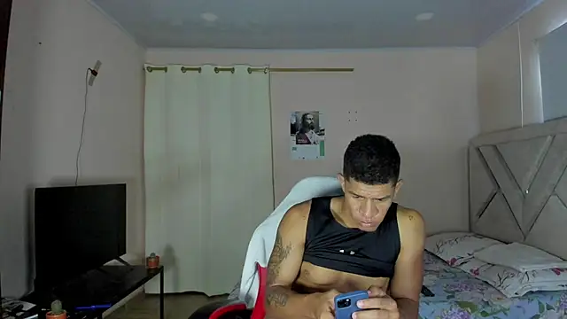Toptony22 Live XXX-chat