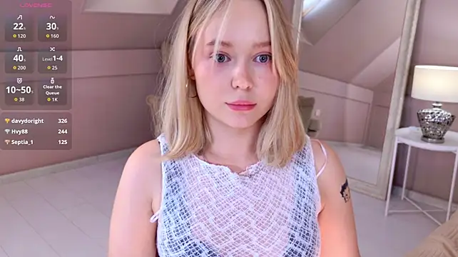 ElaraVance's Live XXX Chat
