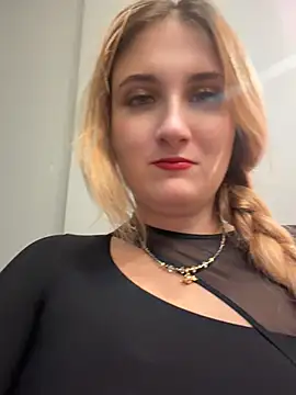 AdelRich's Live XXX Chat