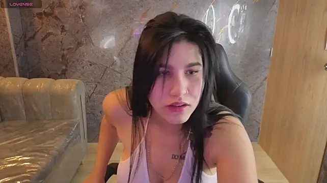 fanny_purple_cn Webcam-Show