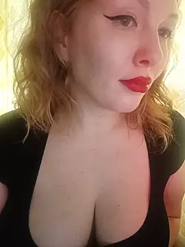 Katy_Brie élő XXX-chatje