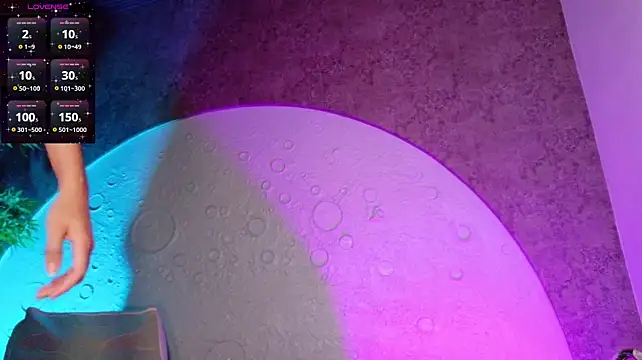 Chat +18 de emmanakamura ao vivo