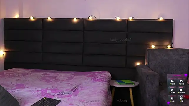 kathieandpovcock1 Live XXX-Chat