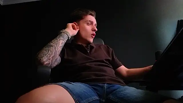 FelixStarkk Live XXX-chat