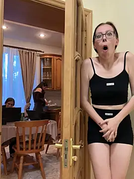 RussianGirls_'s Live XXX Chat