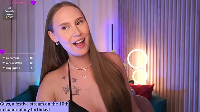 ViMilka Adlı Modelin Canlı XXX Sohbeti