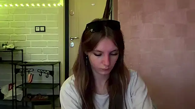 CeriseMaalox's Live XXX Chat