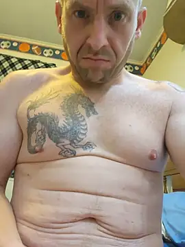 צ'אט XXX בשידור חי של Dick4dope